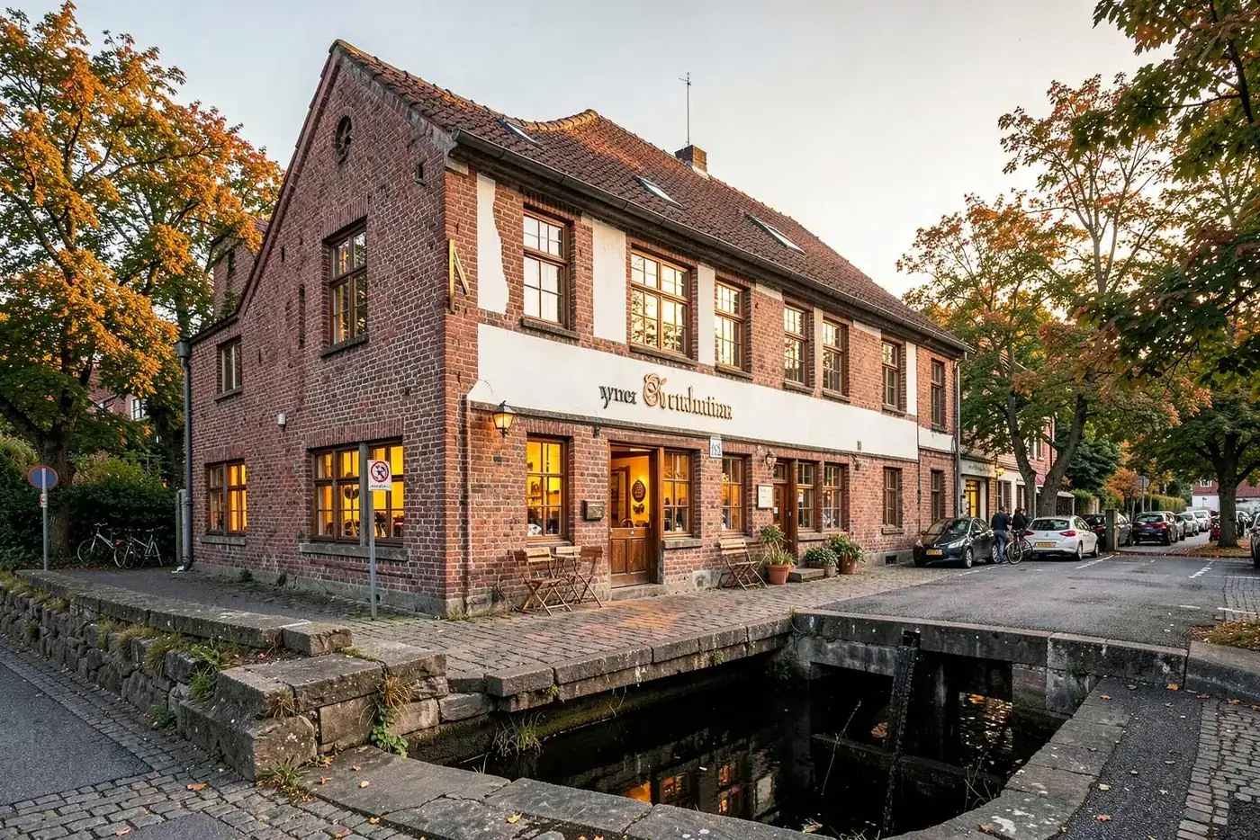 Exterior view of Ristorante Alsterschleuse by the Alster near Tangstedt
